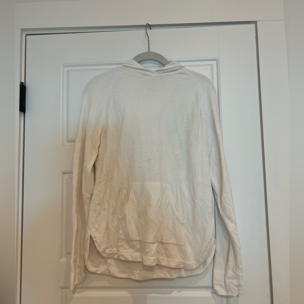 Barefoot dreams white pullover